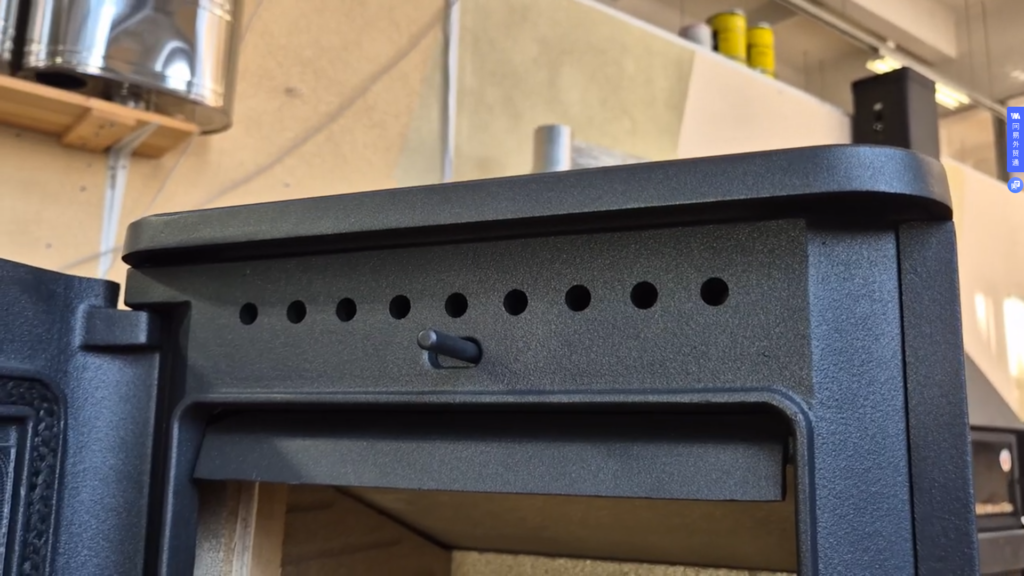 Furnace air intake port